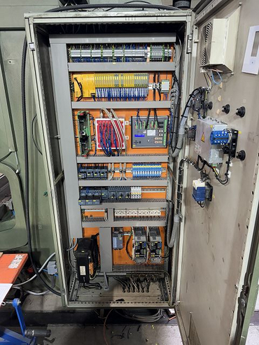 #ehp #serviceistmehralsreparieren #umbau #retrofit #nachrüstung #sicherheitstechnik #steueurng #gesenkbiegepresse #schaltschrank #technik #elektrik