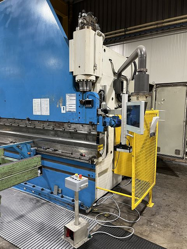 #ehp #serviceistmehralsreparieren #umbau #retrofit #nachrüstung #sicherheitstechnik #steueurng #gesenkbiegepresse #cybelec #schaltschrank #technik #elektrik